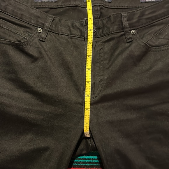 Vigoss “The New York” Skinny Jeans - Picture 6 of 10